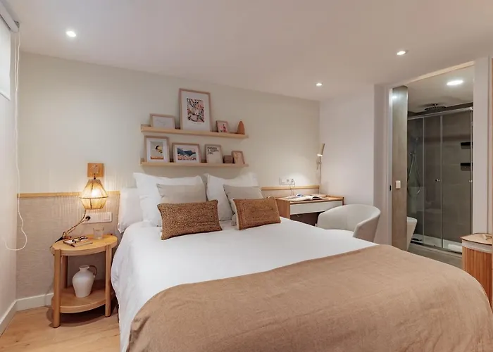 Casa Lennon شقة برشلونة